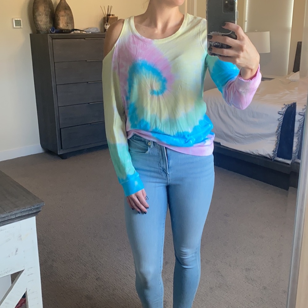 Chaser Brand Shoulder cut out sweater